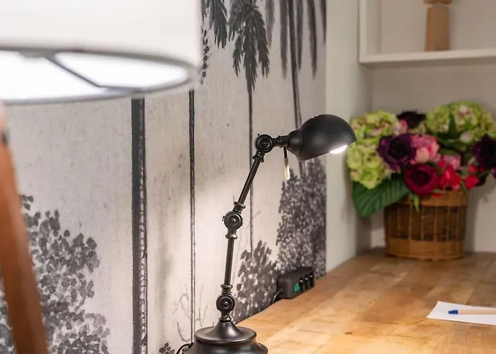 Monte Carlo Monaco Border, Center - View - Feelings